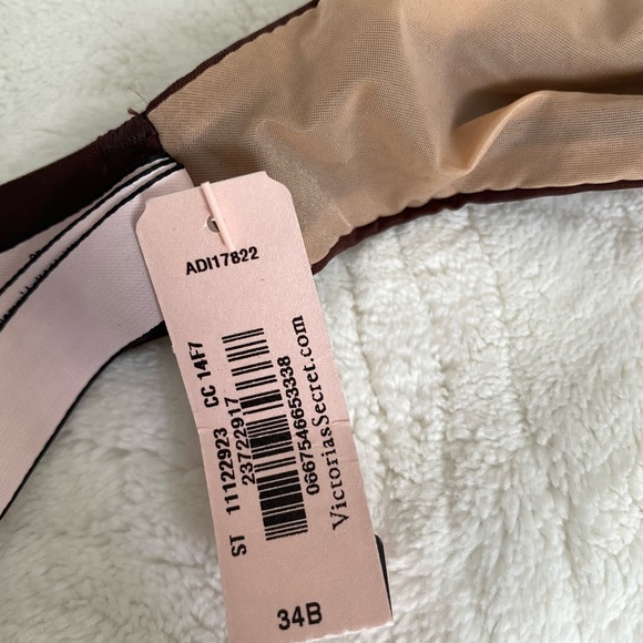 NWT Victoria’s Secret. Lightly Lined Bra. 34B - Picture 5 of 5
